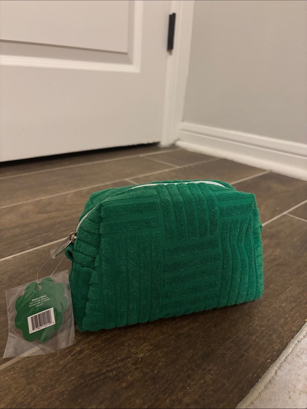 Green Textured Cosmetic Pouch
